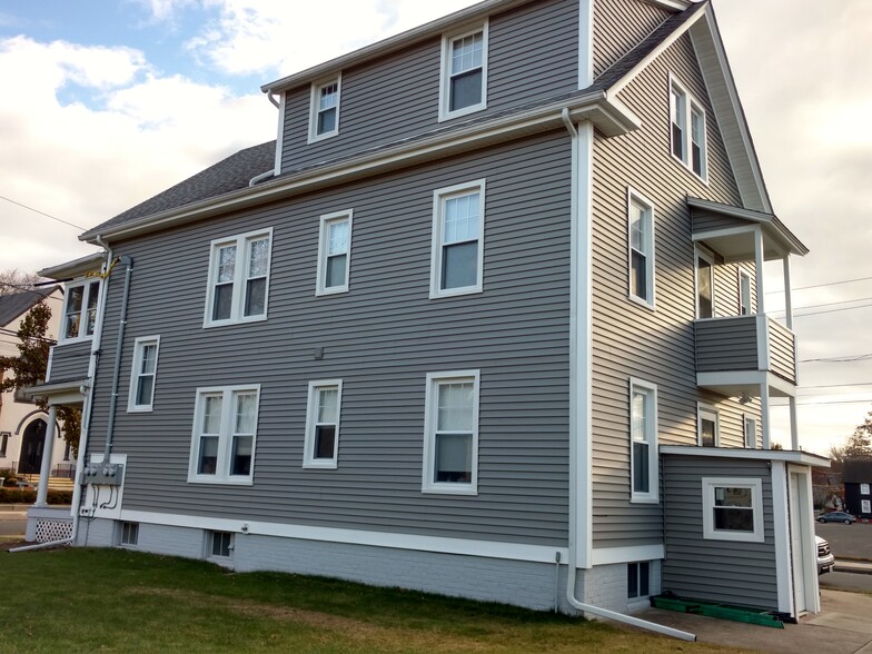 Building Photo - 134 N Orchard St