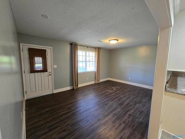Building Photo - 159 Mallard Dr