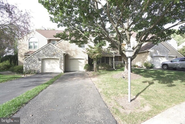 Building Photo - 1379 Gwynedale Way