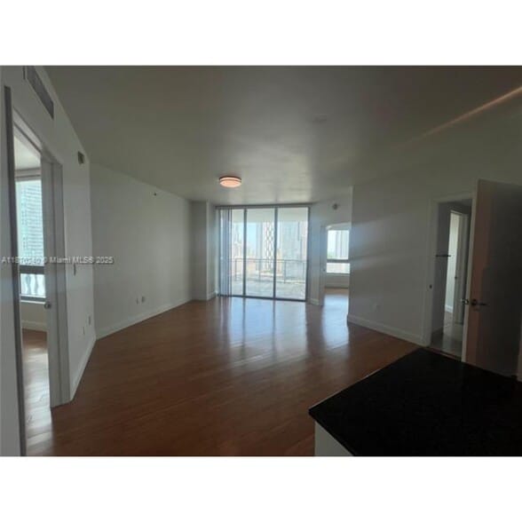 Building Photo - 350 S Miami Ave