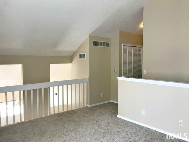 Building Photo - 3924 Seasons Pointe