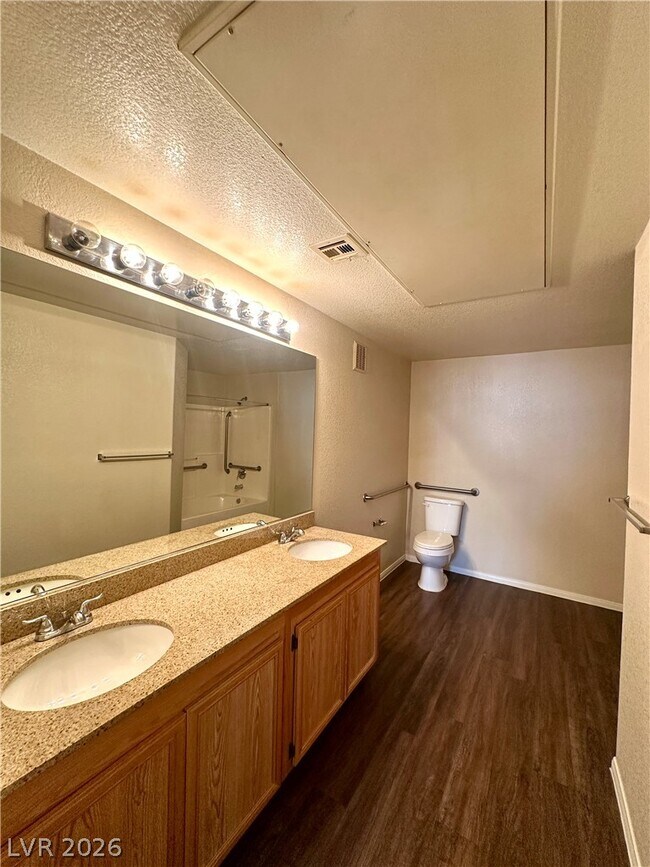 Building Photo - 9975 Peace Way