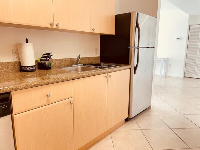 Building Photo - 2280 SW 32nd Ave