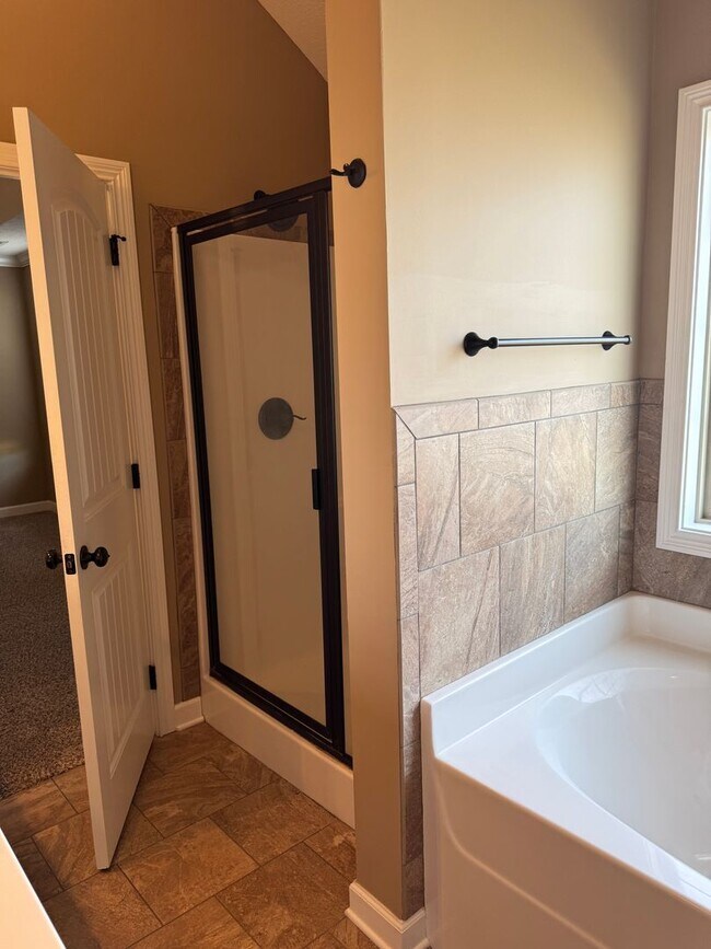 Building Photo - Crosswinds Subdivision! Beautiful 2 Story Rental off Tylertown Rd.