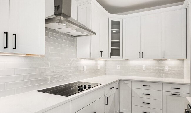 Building Photo - Gorgeous large 4 bedroom home in Tehaleh a...