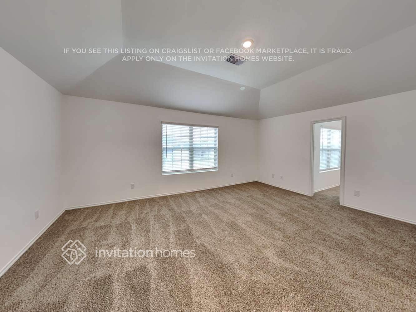 Building Photo - 24139 Mustang Run Dr