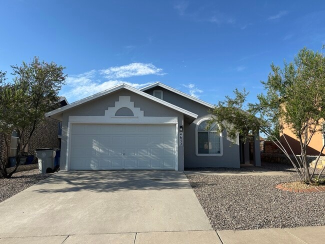 Primary Photo - 4652 Loma Linda Cir