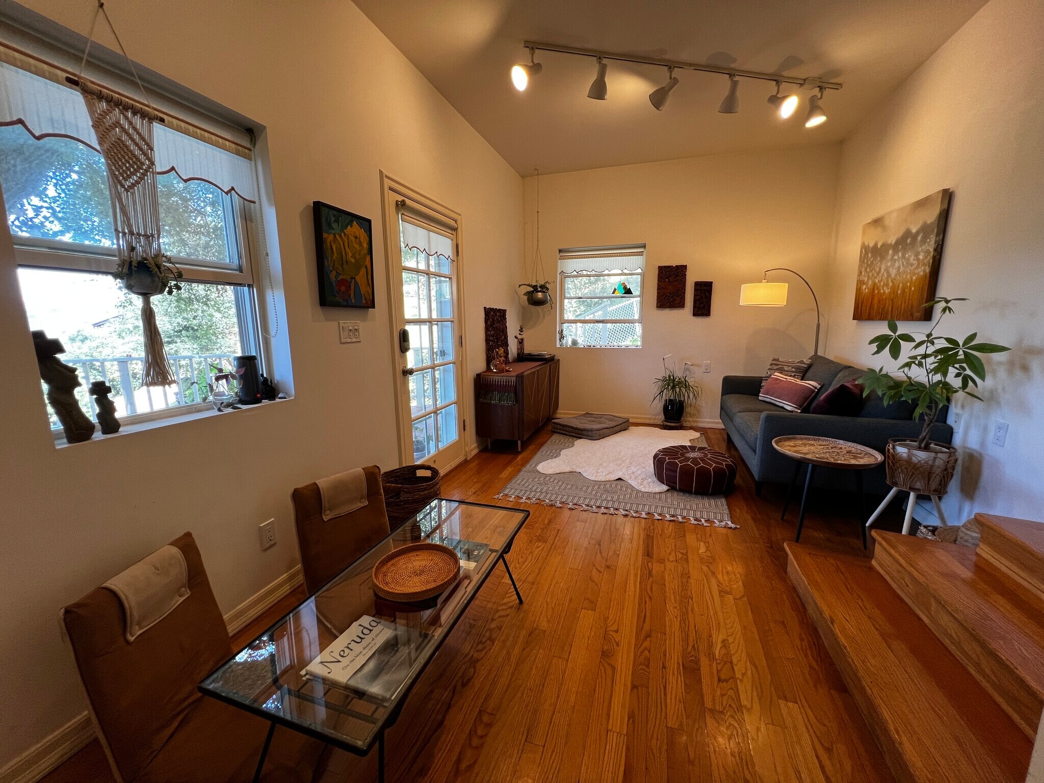 Building Photo - 21980 Alta Dr