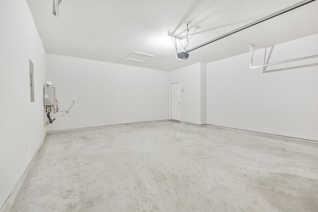 Building Photo - 16818 Pandora Wy