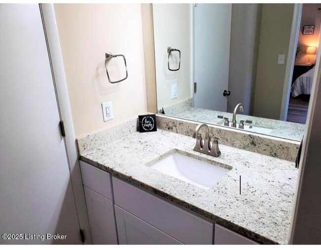 Building Photo - 1218 Constitution Dr