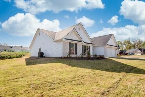 Building Photo - 2164 Savannah Dr