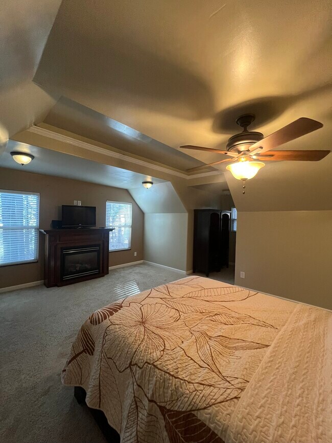 Building Photo - 860 Gardner St