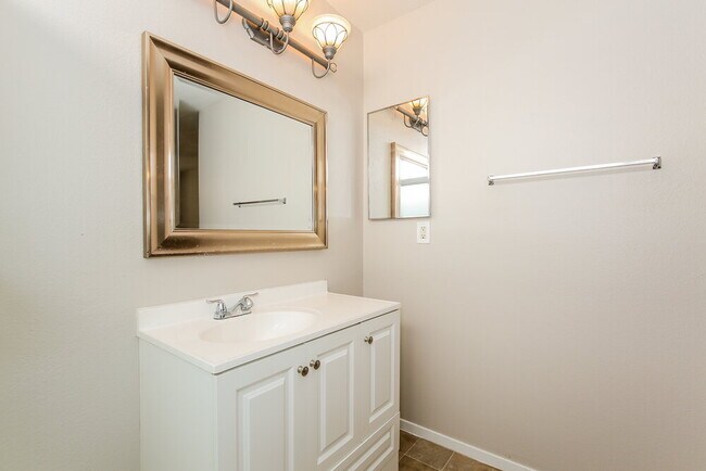 Building Photo - 5439 Coleman St