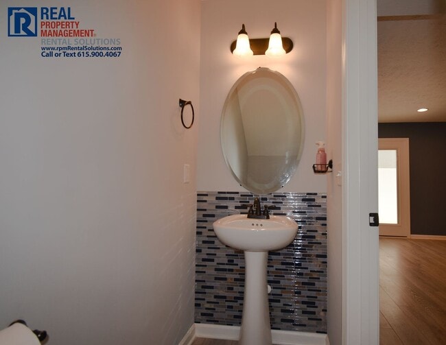 Building Photo - 3547 Nightshade Dr