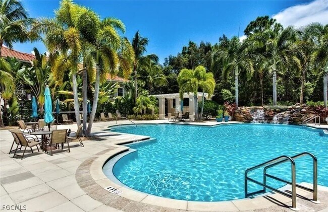 Building Photo - 8500 Violeta St