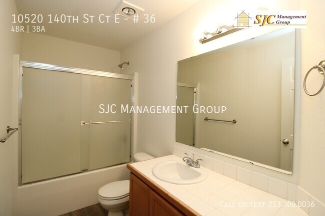 Building Photo - Four bedroom townhouse for rent in South H...