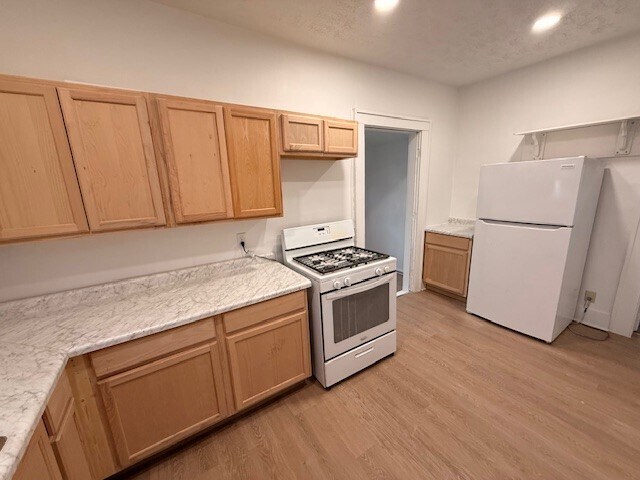 Building Photo - 11832 Simcoe St