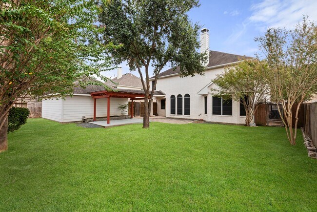 Building Photo - 15718 Stroudwater Ln