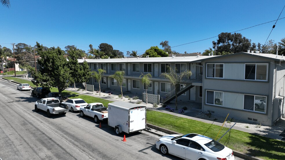 Building Photo - 6587 Cervantes Rd
