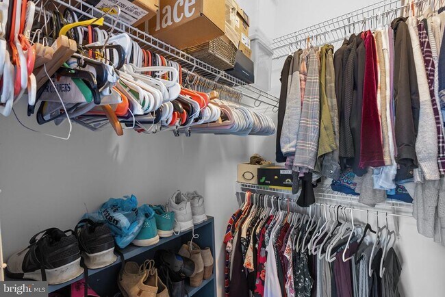 Building Photo - 508 Sunset View Terrace SE