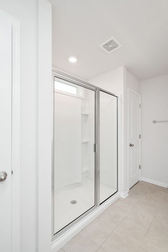 Building Photo - 775 Justify Lp