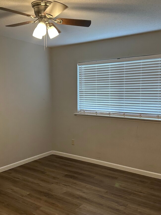 Building Photo - 2333 St George Ln