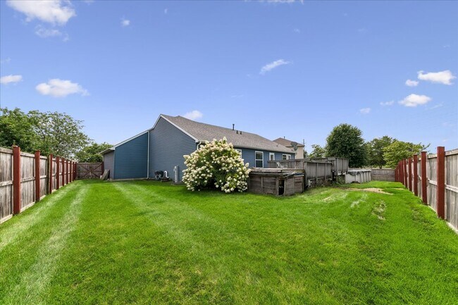 Building Photo - 10562 Casselberry N
