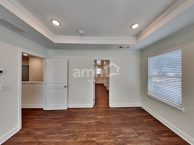 Building Photo - 5253 Blue Mountain Dr