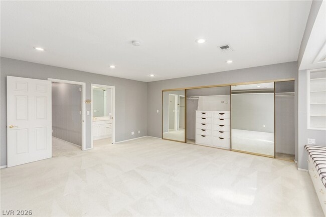 Building Photo - 754 Vegas Valley Dr