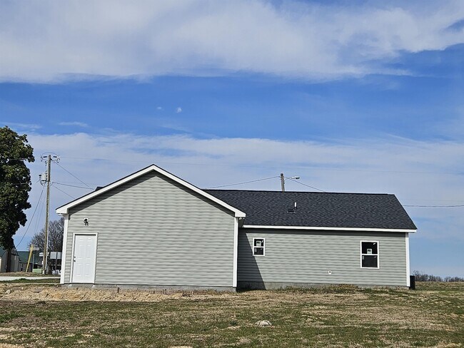 Building Photo - 1021 Oberry Rd