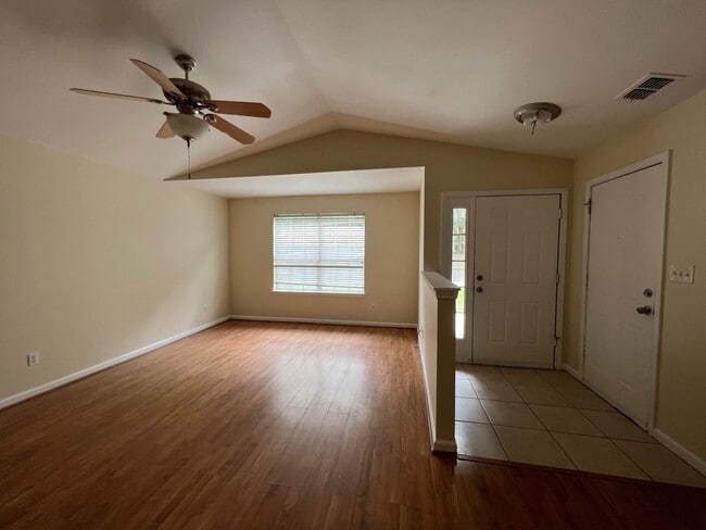 Building Photo - 4504 Wesley Dr