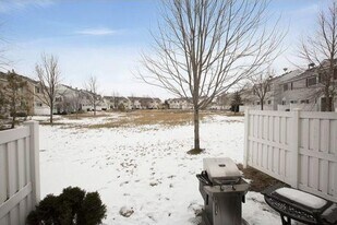 Building Photo - 7746 Arboretum Village Cir