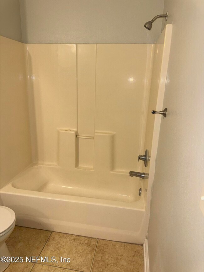 Building Photo - 7047 Deer Lodge Cir