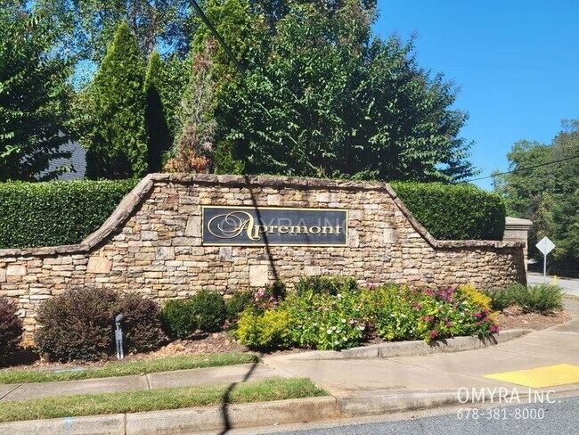 Building Photo - Gorgeous 5 Bedroom House in Peachtree Corn...