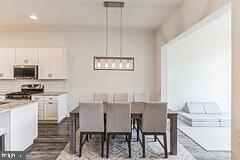 Building Photo - 250 Kestrel Ct