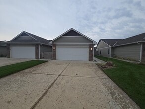 Building Photo - 12111/13 Cora