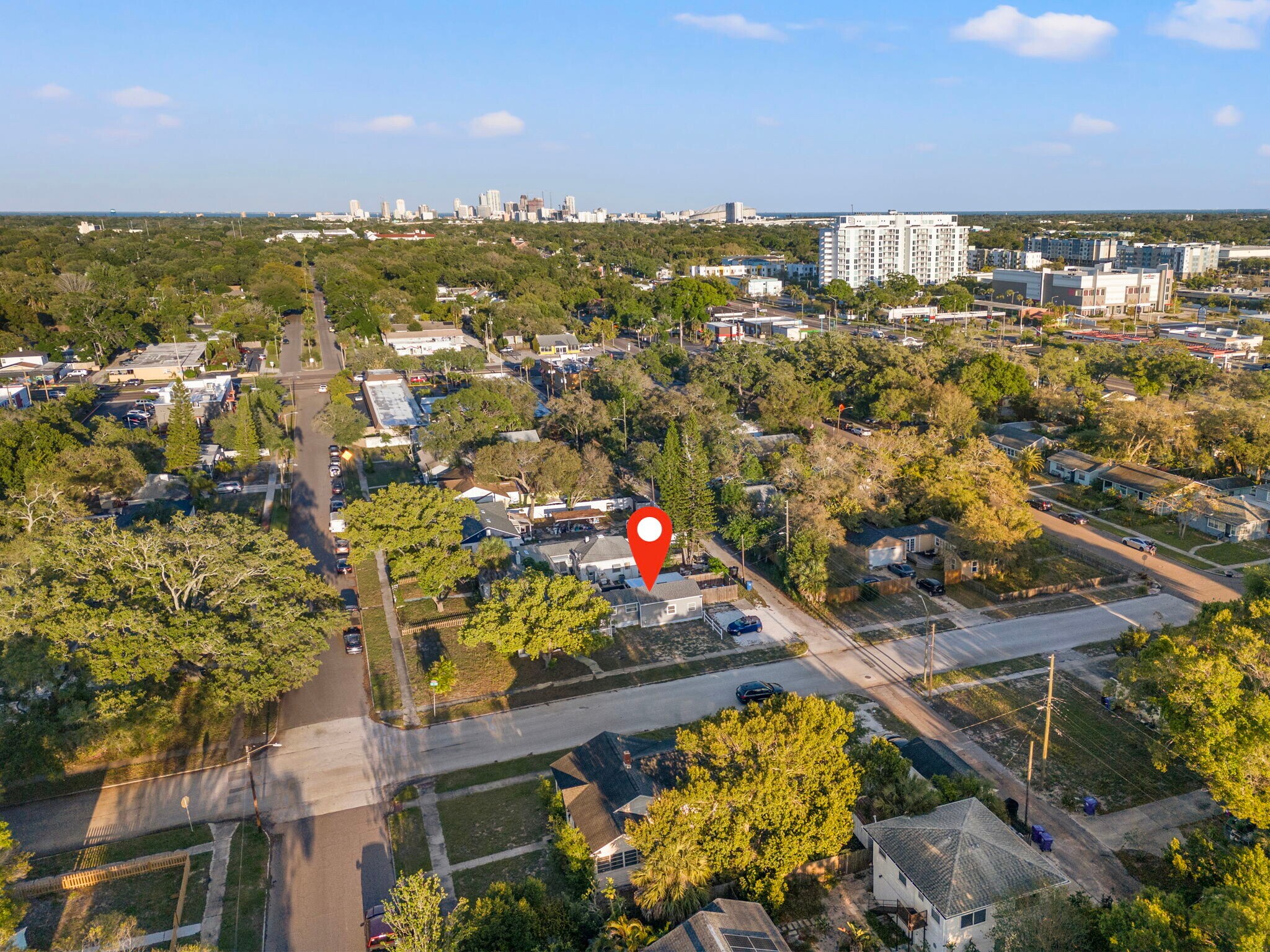 10 Minutes to DTSP - 625 35th St N