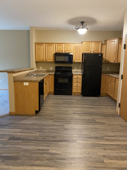 6240 3B 2B Kitchen(flooring may be different) - Kensington
