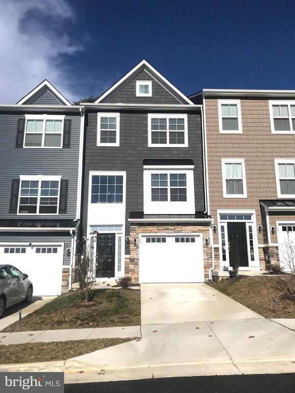 Building Photo - 44 Andrews Pl