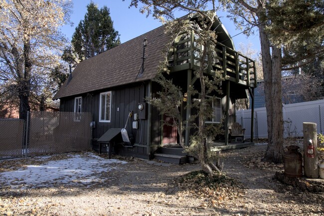 Building Photo - Sugarloaf Gambrel