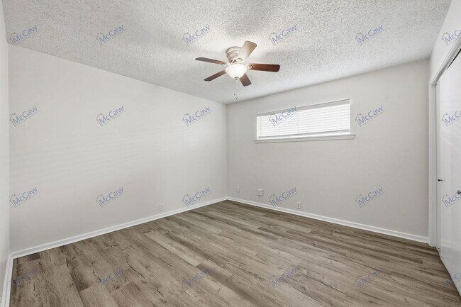 Building Photo - 1736 Brown Trail