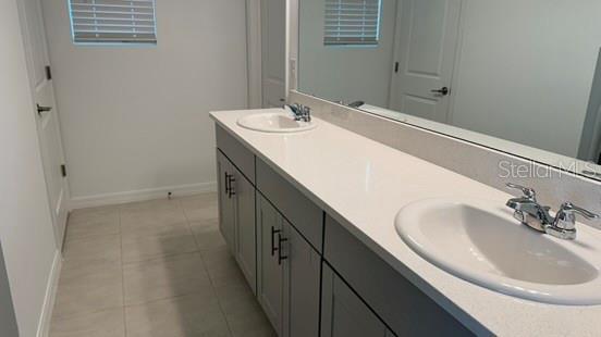 Building Photo - 4520 Ranunculus St