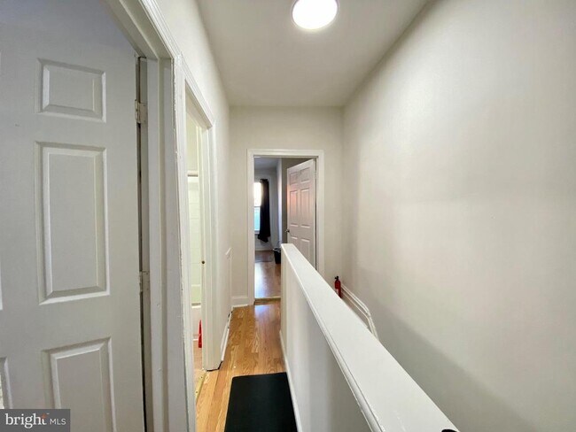 Building Photo - 2035 N Gratz St