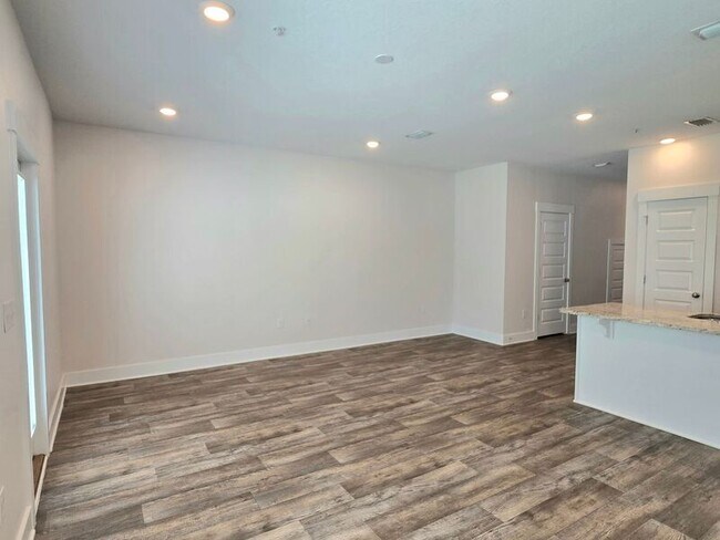 Building Photo - 8980 Brigade Trail