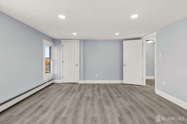 Building Photo - 29 Levinson Ave