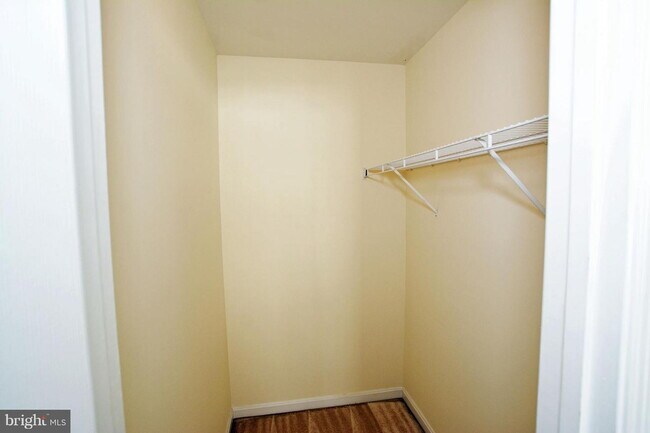 Building Photo - 2303 Huntington Station Ct