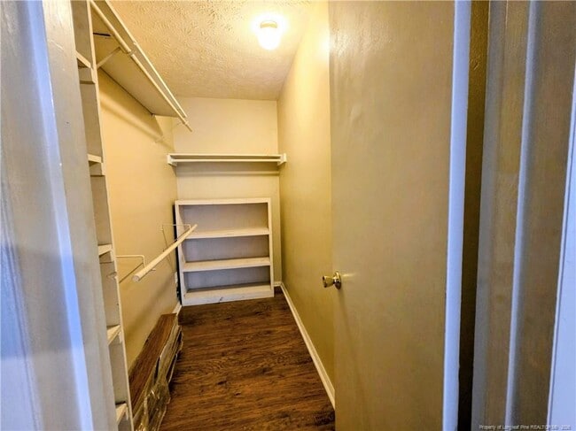 Building Photo - 1861 Tryon Dr