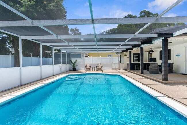 Building Photo - 31178 Park Ridge Dr