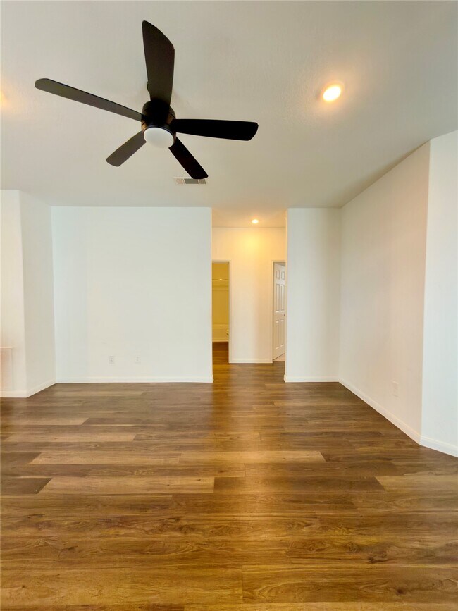 Building Photo - 10647 Cashew Run Ln