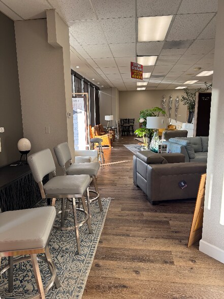 Building Photo - 22750 Hawthorne Blvd